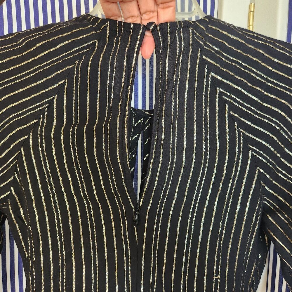 Express Gold Striped ¾ Sleeve Top Size XS - Picture 9 of 10